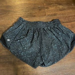Lululemon Hotty Hot shorts